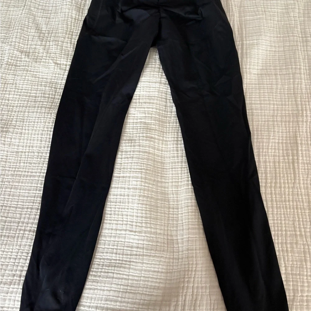 HALARA Booty Enhanced Black Leggings - Picture 2 of 5